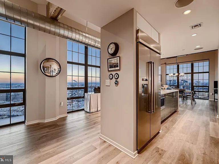 1200 Steuart St #1611 — Photo 30