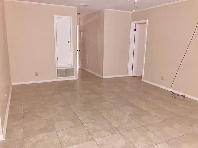 6225 Parkwood Dr W — Photo 9