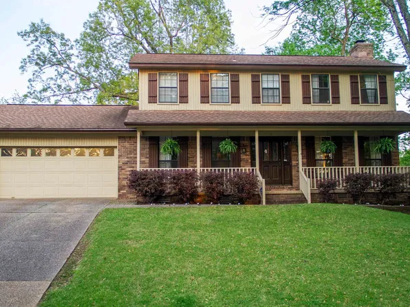 17 Laver Cir, Little Rock, AR 72210