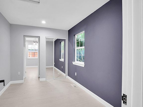 5th image of 315 E Julian St