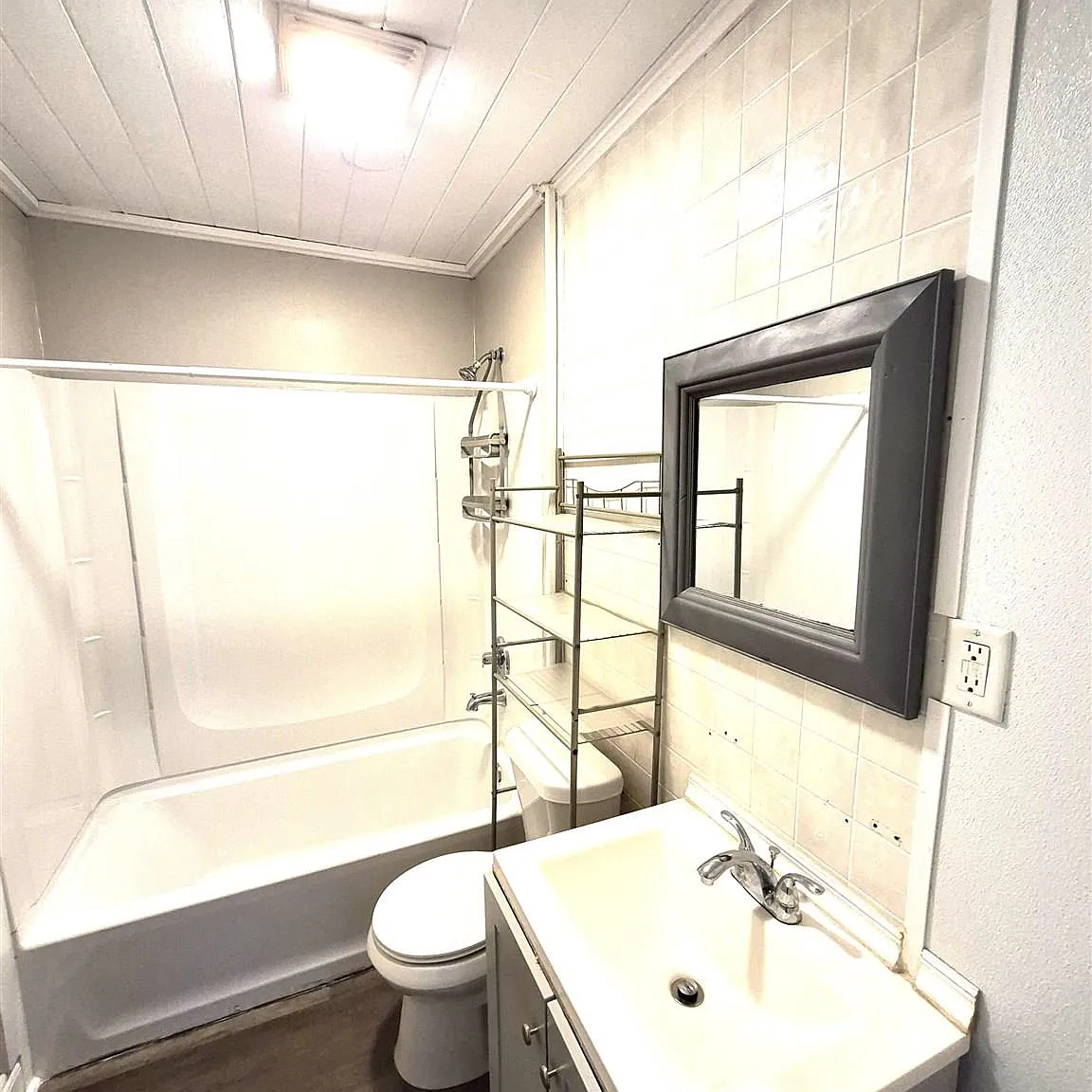 2 bed, 624 sqft, $1,150 — Photo 4