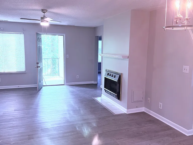 3371 Galleria Pl #12 — Photo 4