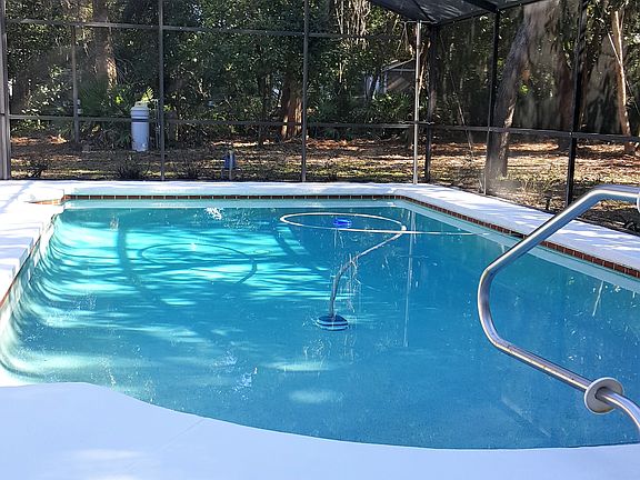 4th image of 47 Lake Dr