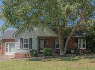 3400 White Pine Dr, Nashville, TN 37214