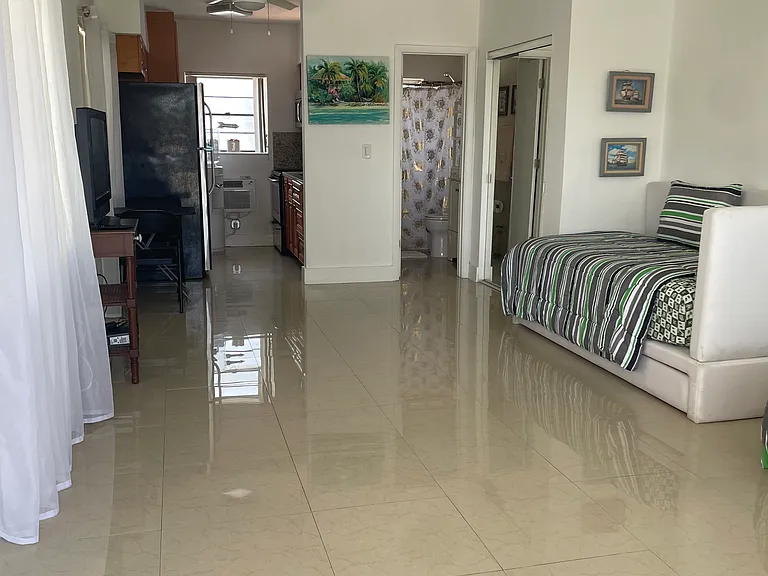 8531 Harding Ave #5 — Photo 2