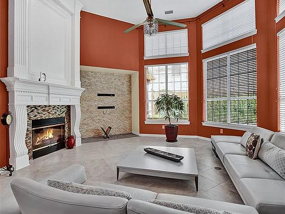 4th image of 4564 Saint James Dr