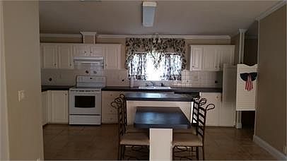 4th image of 55 Powhatan St