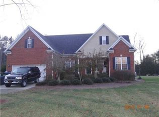 5953 Evelyn Ln, Pleasant Garden, NC 27313
