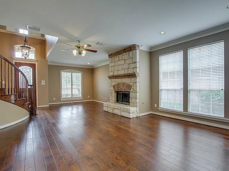 224 Heatherwood Dr — Photo 9