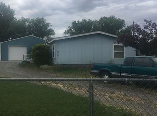 412 7th St, Benton City, WA 99320