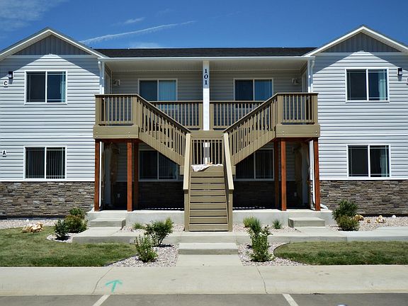 2nd image of 108 Parkview Ct #C