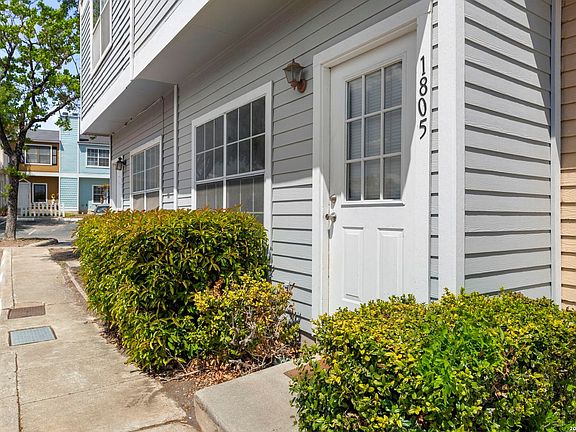 3rd image of 1805 Budding Blvd