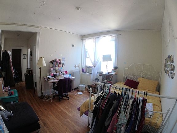 3rd image of 1450 Commonwealth Ave APT 33
