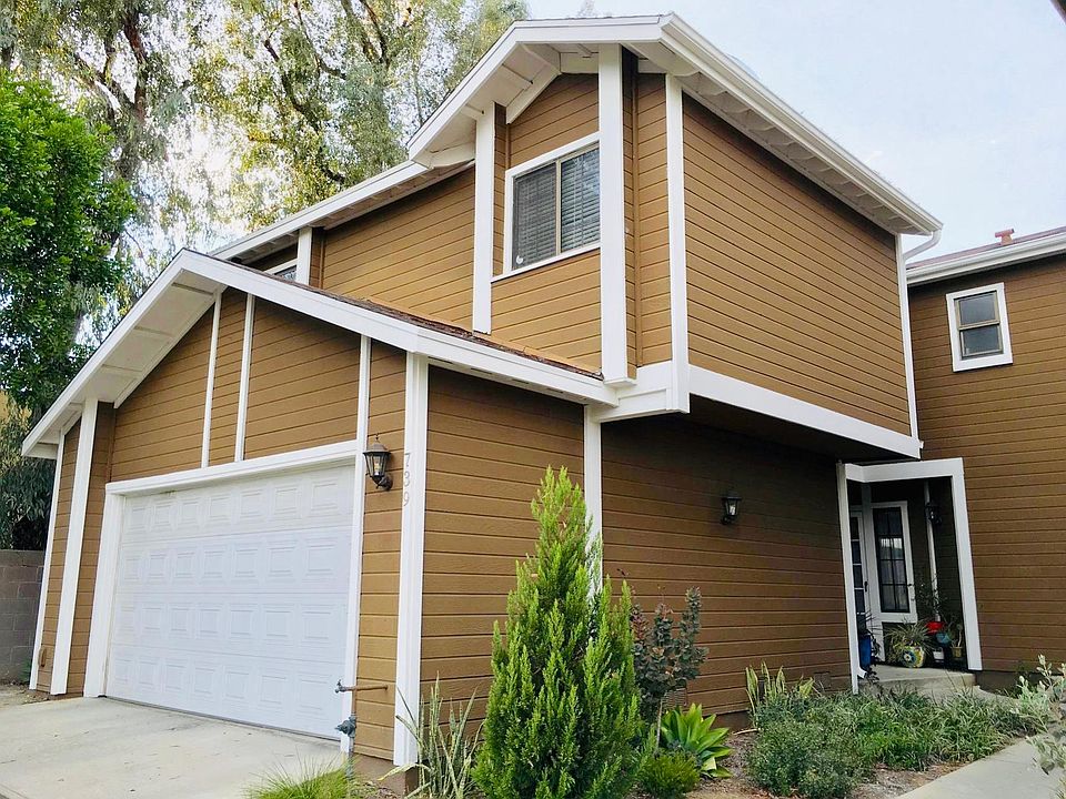 1st image of 739 Lander Cir