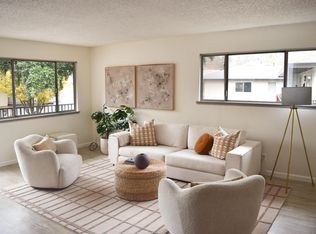 2708 Pole Line Rd APT 4, Davis, CA 95618