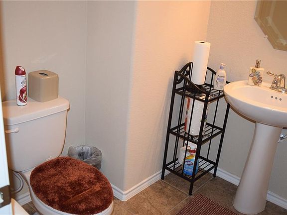5th image of 5108 Walsh Dr