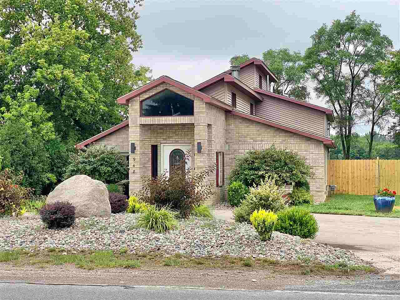 948 W Hampton Rd, Essexville, MI 48732 Zillow