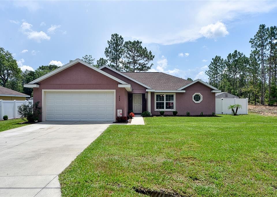 1st image of 209 Oak Lane Cir