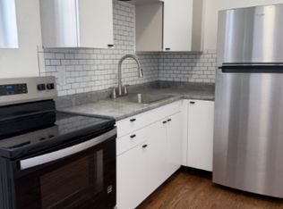 816 Massachusetts St #B, Lawrence, KS 66044