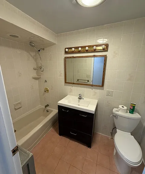 437 Gregory Ave #1R — Photo 5