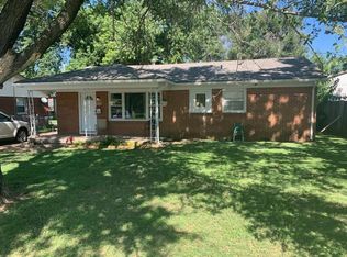 208 Stearns Ave, Haysville, KS 67060