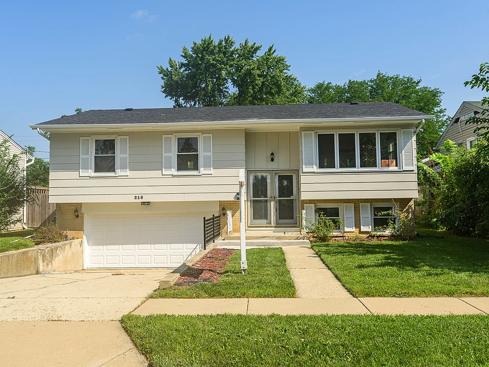 1st image of 216 Marilyn Ave