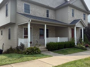1800 W Sunstone Dr, Bloomington, IN 47403