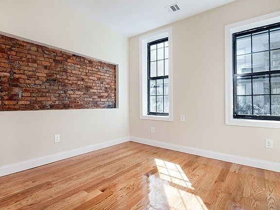 2nd image of 320 Greene Ave APT 4