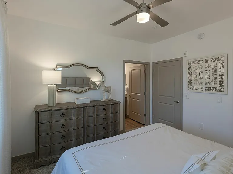 B1 Bedroom
