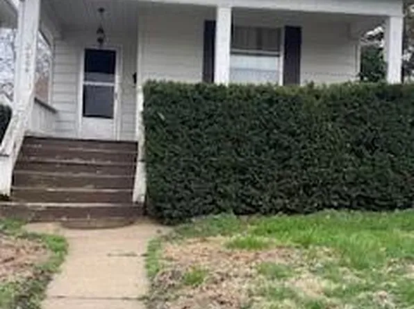 2604 Monterey St, Saint Joseph, MO 64507