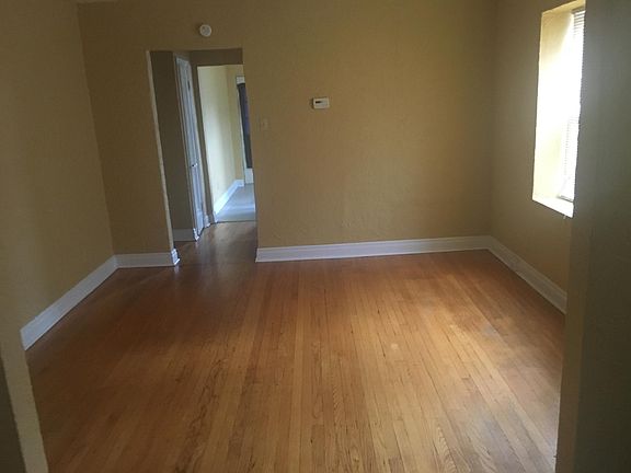 2nd image of 5223 Chippewa St #A