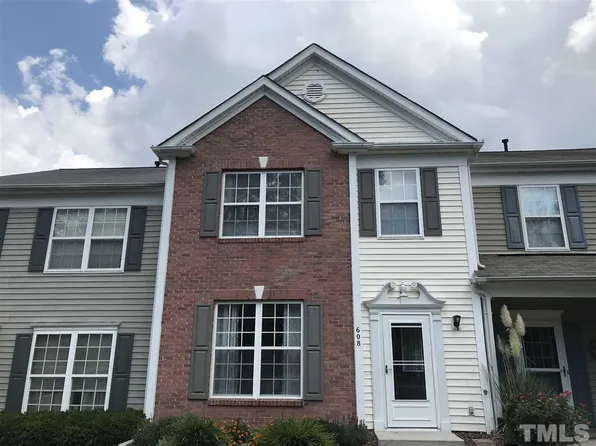 608 Canyon Lake Cir, Morrisville, NC 27560