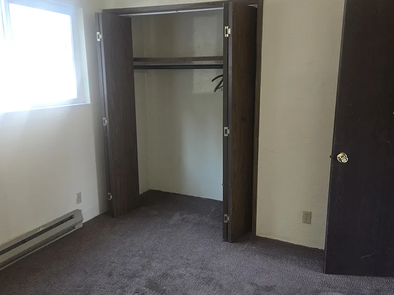 182 Molly St #6 — Photo 8