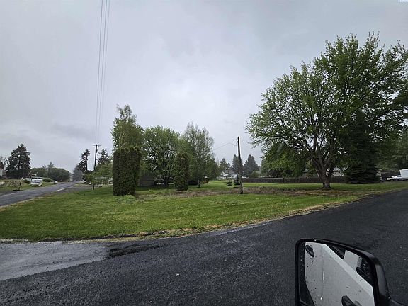 5th image of W Bartlett St