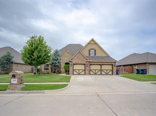6813 Chelsey Ln, Oklahoma City, OK 73132
