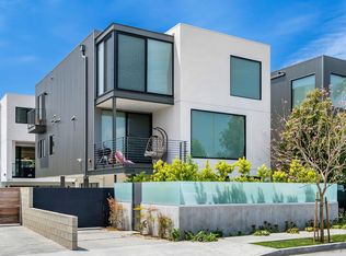 2017 Barry Ave, Los Angeles, CA 90025