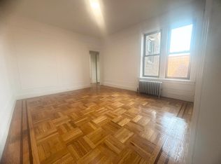 30-19 33rd St FLOOR 1, Astoria, NY 11102