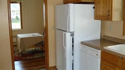 5th image of 633 Jackson Dr
