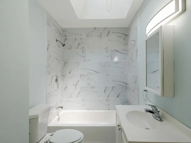 1512 S Stanley St — Photo 14