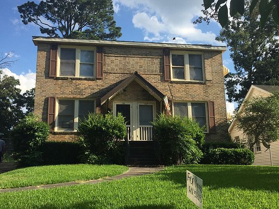 2nd image of 135 College St