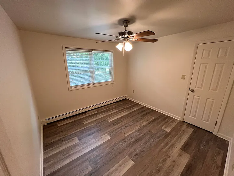 20 Echo Valley Ln — Photo 12