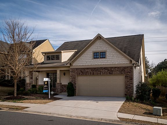 2nd image of 1715 Grand Oaks Dr