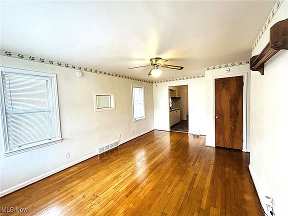 4th image of 505 Madeline Ln
