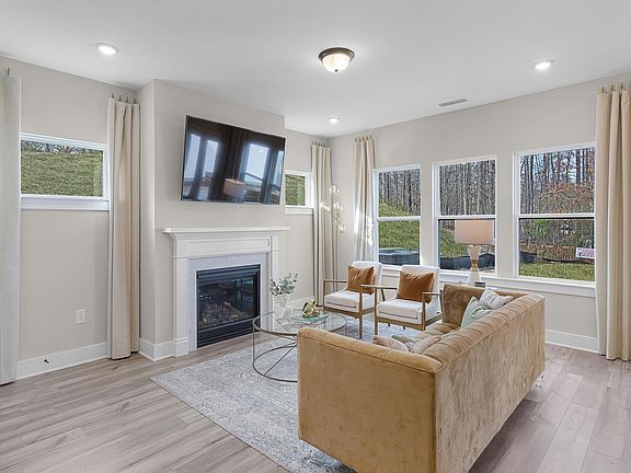 Never miss the conversation in the Lennon s main living area.