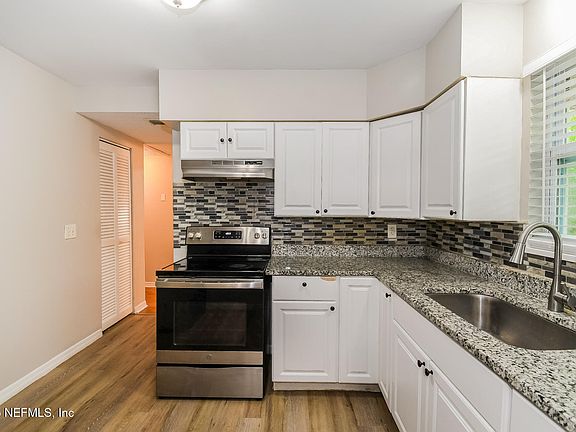 5th image of 4662 LINCREST Drive N