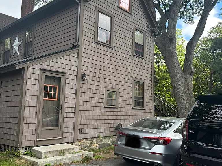 1049B Poquonnock Rd — Photo 22