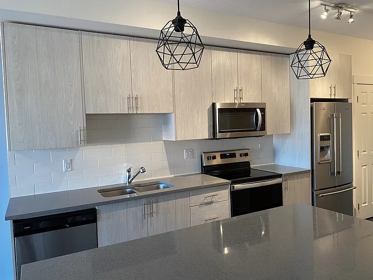 298 N Sage Meadows Park NW — Photo 4