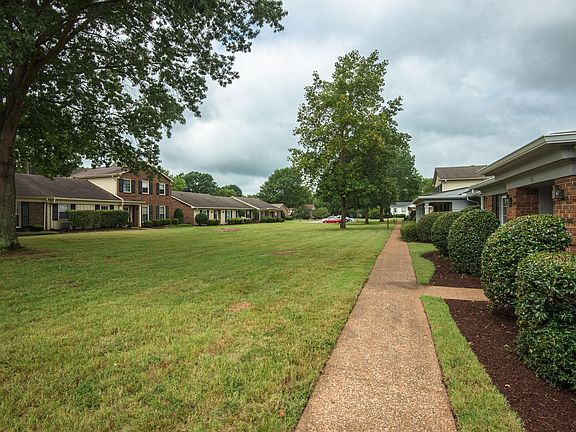 4th image of 174 Boxwood Dr