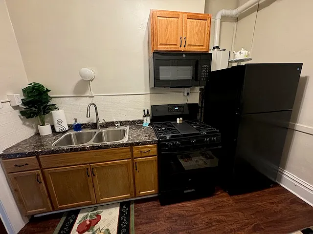 1269 Liberty St #2 — Photo 7
