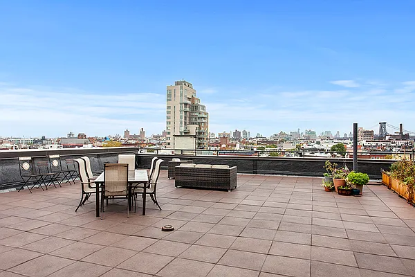Sold by Corcoran | media 7